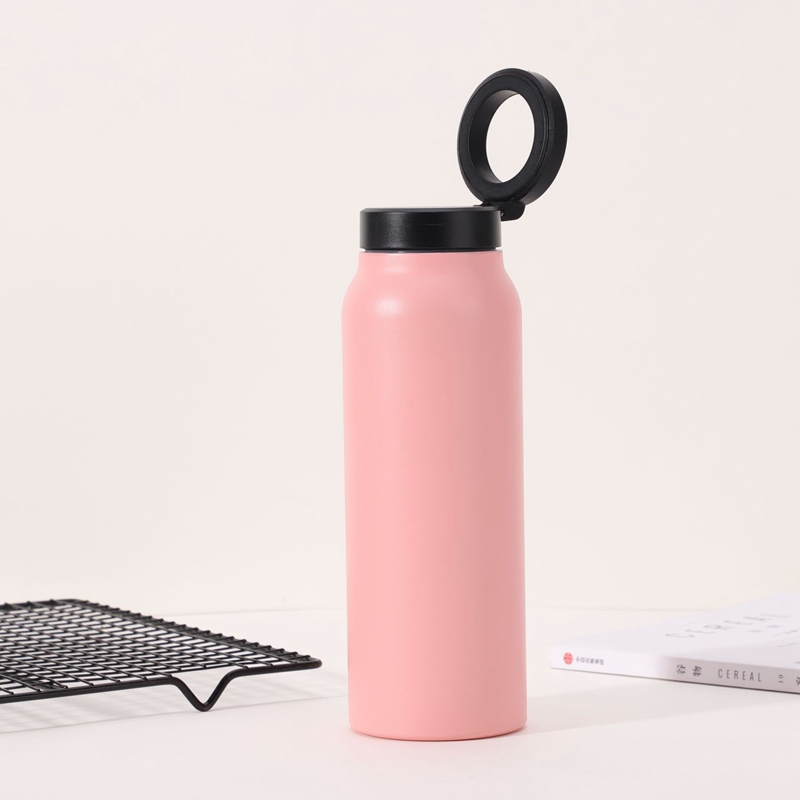 Double Wall Vacuum Insulatd 24 oz Water Bottle With Magnetic Phone Tripod Mount