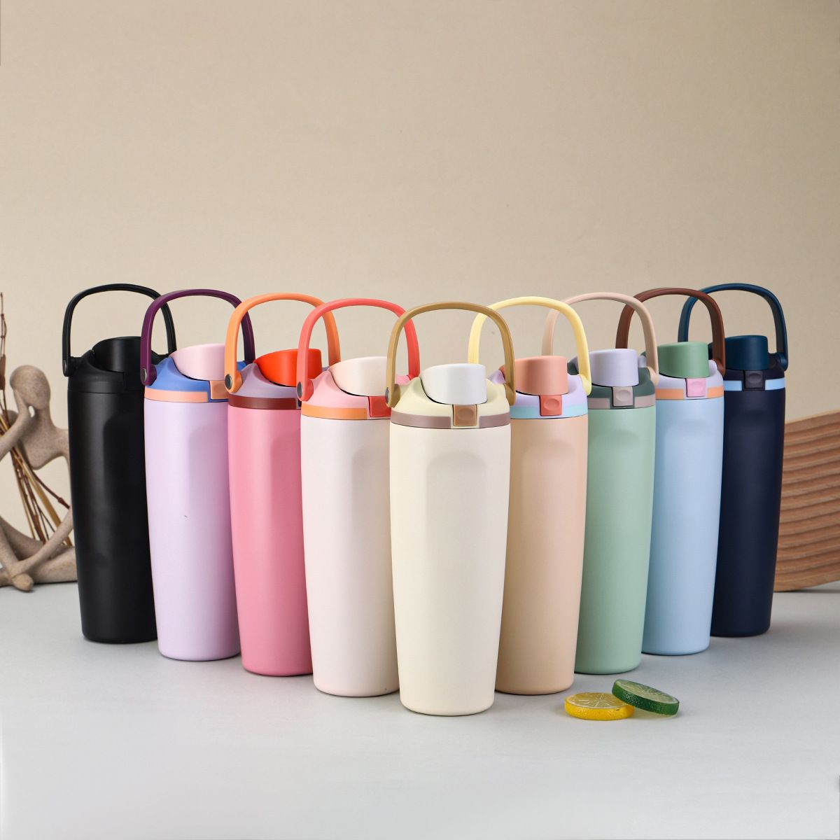 Free Sip Insulated Stainless Steel Water Bottle with Handle and Straw for Sports
