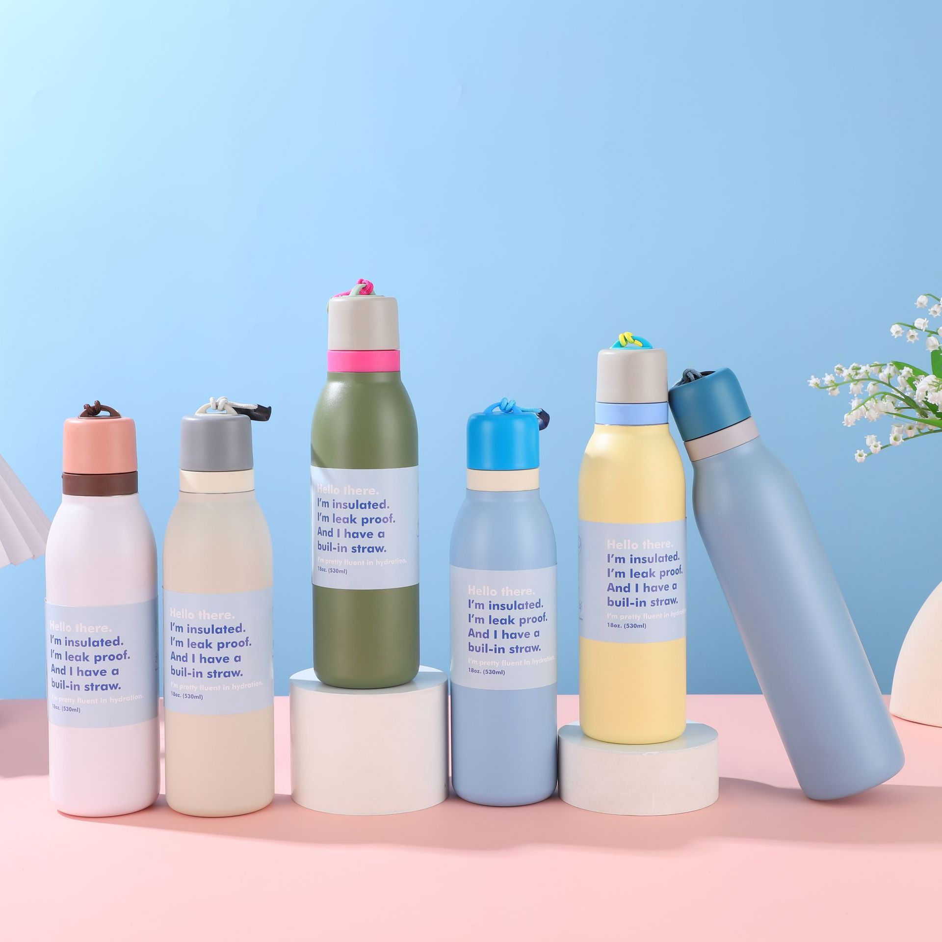 18oz/24oz Easy Carry Outdoor Stainless Steel Insulated Travel Bottle with Lid -strap