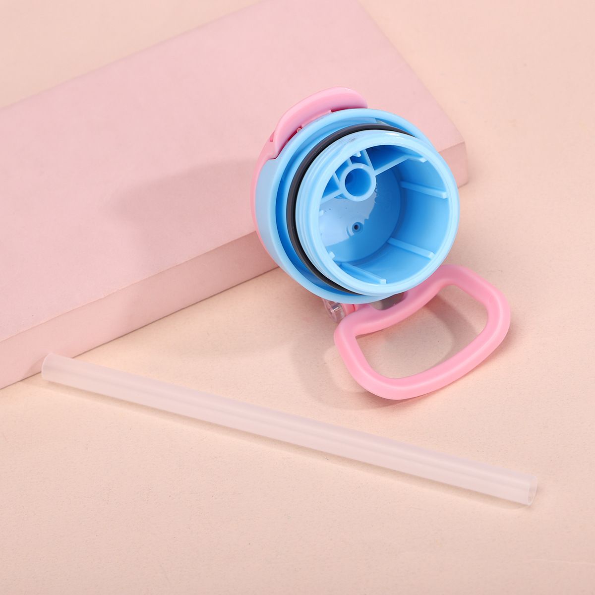 650ml Double - Wall Stainless Steel Vacuum Insulated Water Bottle with Push Button Leak - Proof Lid